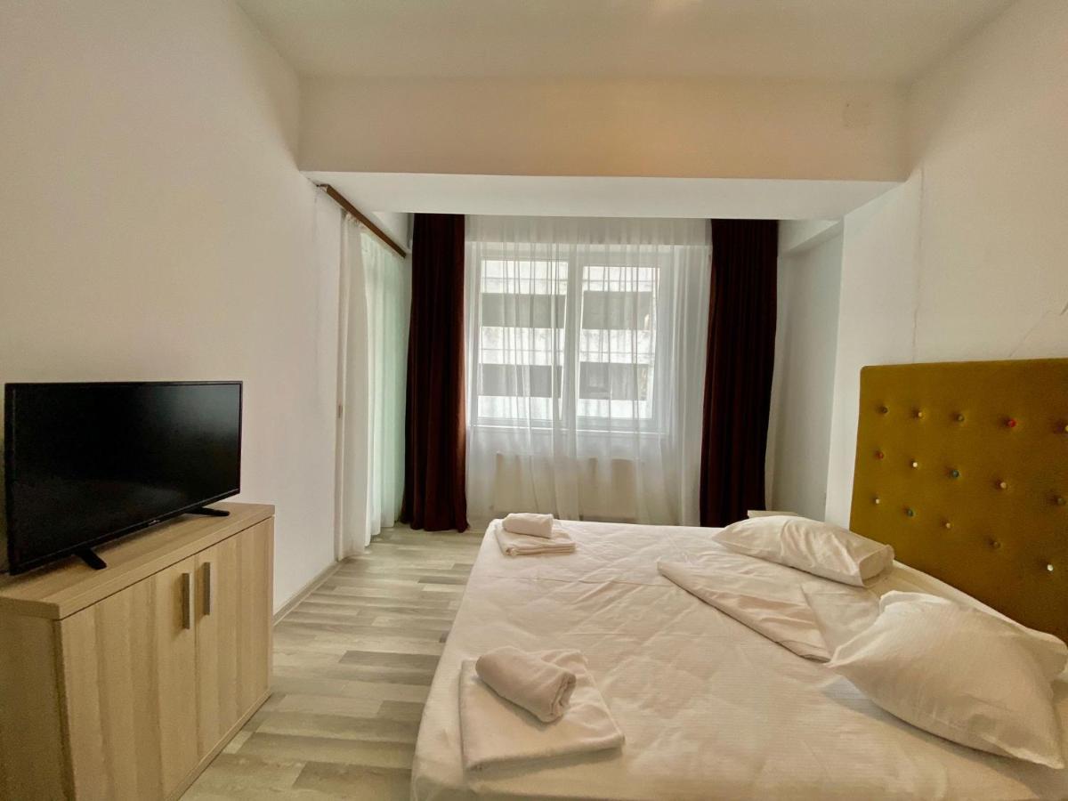 Catalina Summerland Apartaments Mamaia Nord Esterno foto
