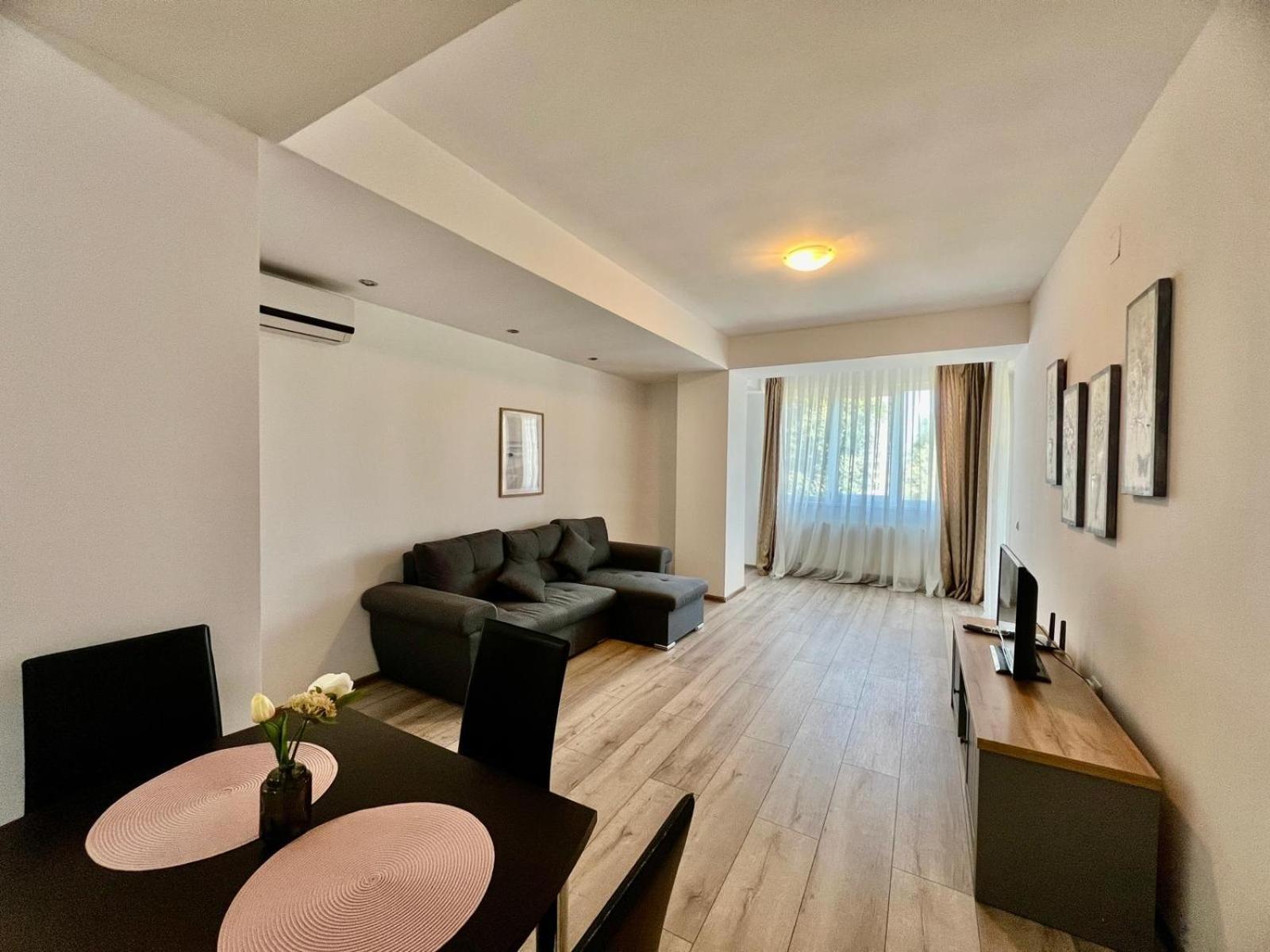 Catalina Summerland Apartaments Mamaia Nord Esterno foto