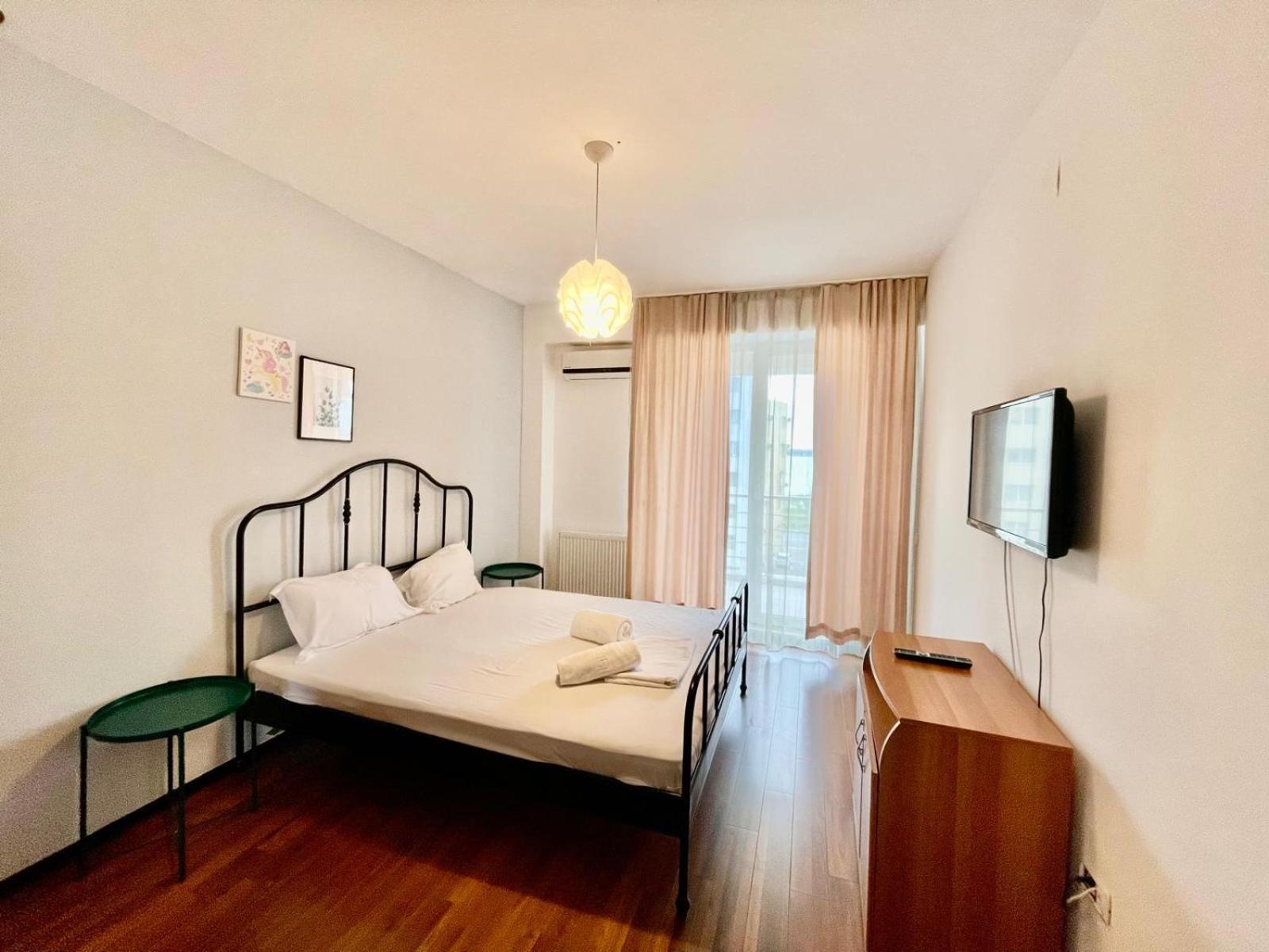 Catalina Summerland Apartaments Mamaia Nord Esterno foto
