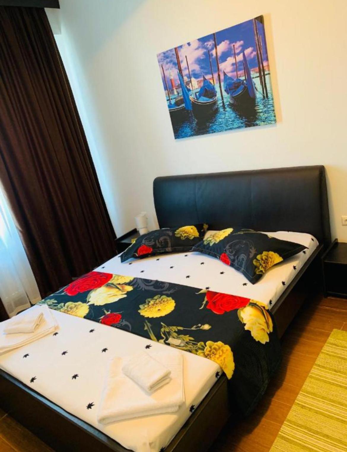 Catalina Summerland Apartaments Mamaia Nord Esterno foto